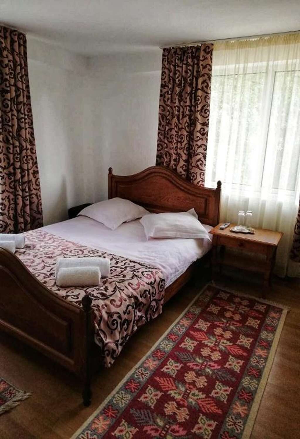 Cameră triplă